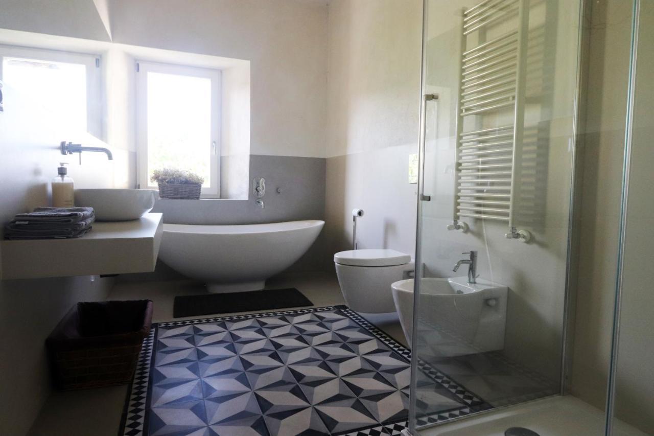 B&B Tricudai Agliano Terme Εξωτερικό φωτογραφία