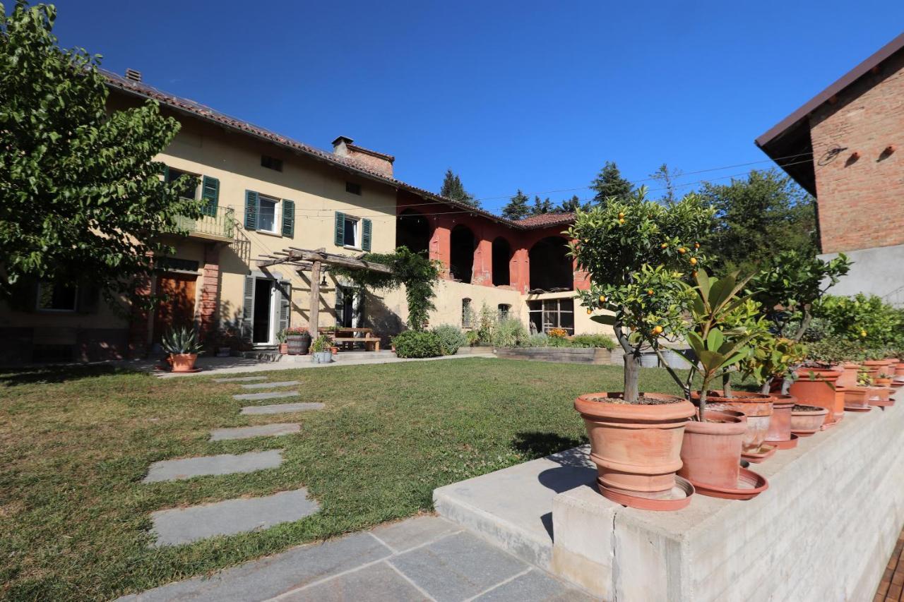 B&B Tricudai Agliano Terme Εξωτερικό φωτογραφία